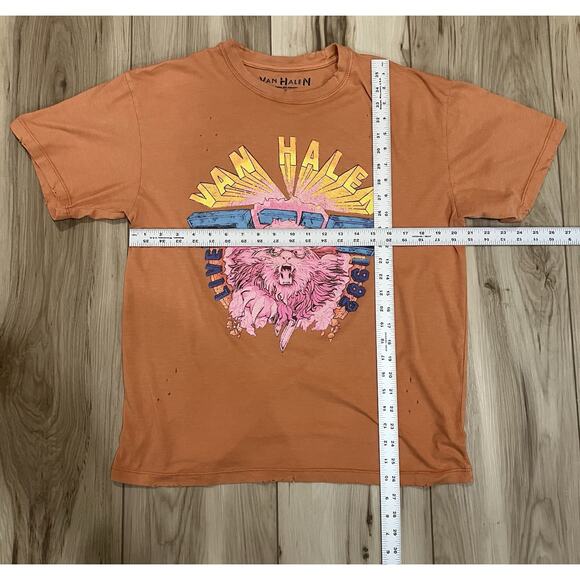 Van Halen Live 1982 Oversized Distressed Tshirt Size S - Picture 6 of 9